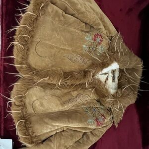 NEVER WORN vintage XOXO genuine leather jacket with embroidery!